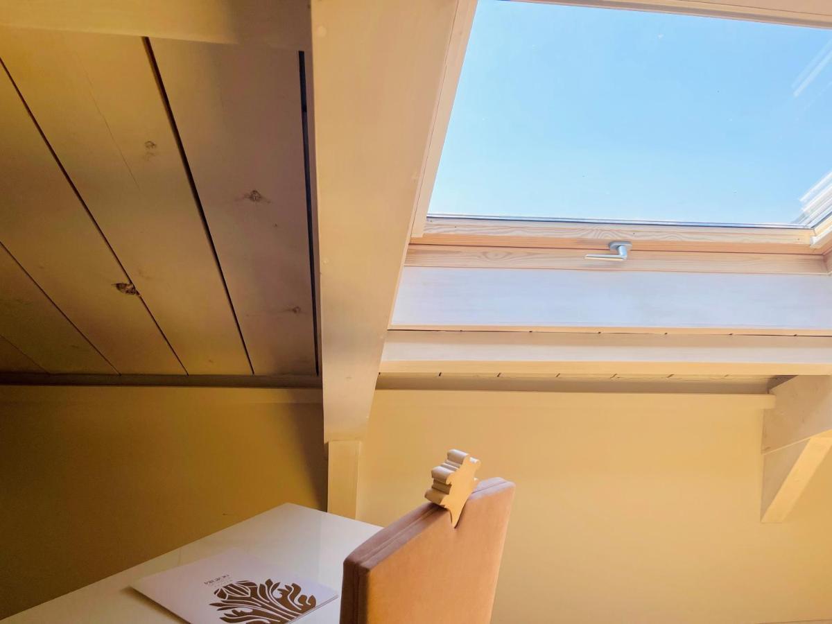 Hotel Palacio De Ubeda 5 G.L Exterior photo A skylight