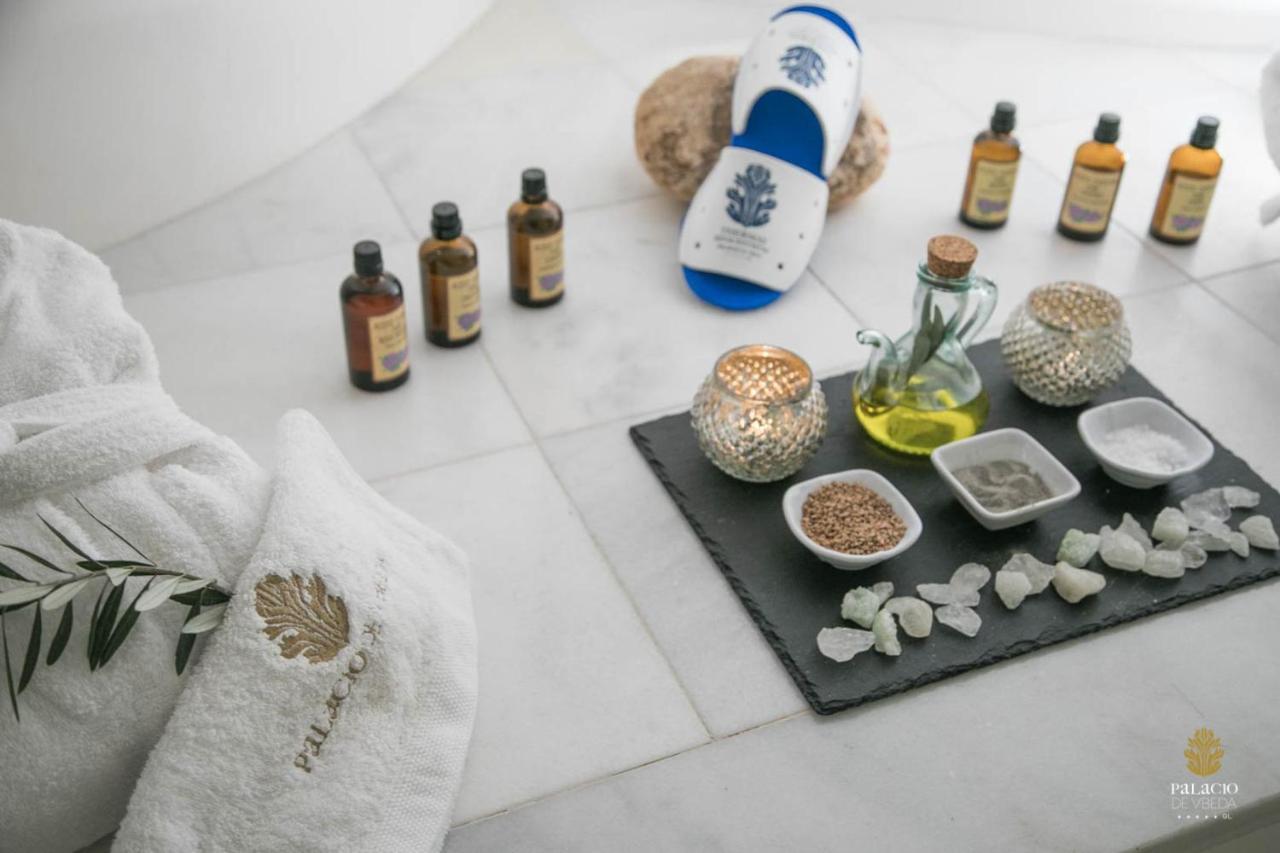 Hotel Palacio De Ubeda 5 G.L Exterior photo Aromatherapy
